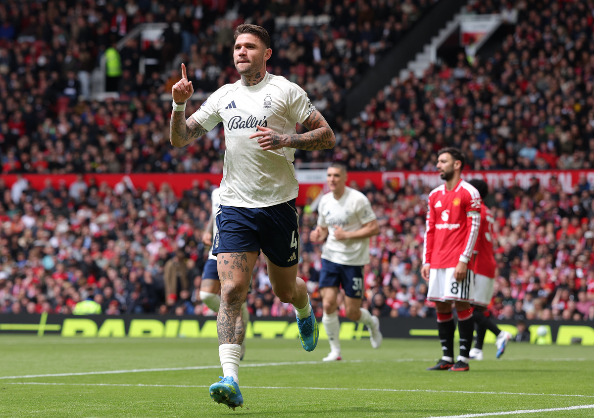 Manchester United v Nottingham Forest - Premier League