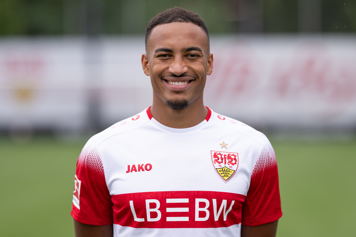 leweling VfB Stuttgart - Team Presentation 2026/27