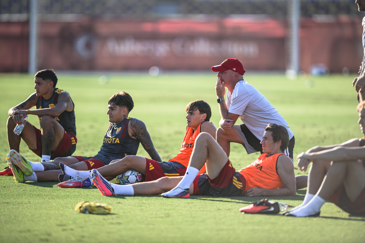 AS Roma Training Session