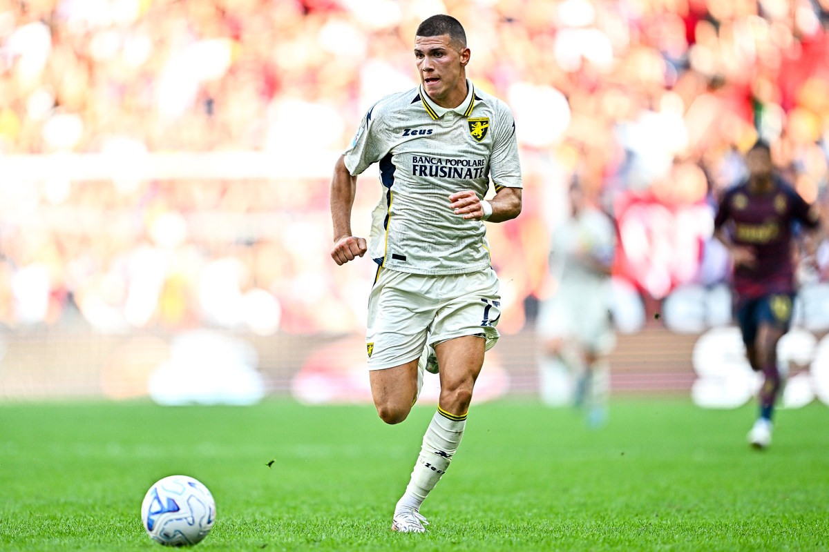 Genoa CFC v Frosinone Calcio - Serie A