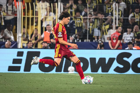 Balerdi  Fenerbahce SK v AS Roma