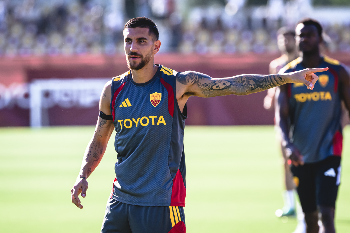 AS Roma Training Session