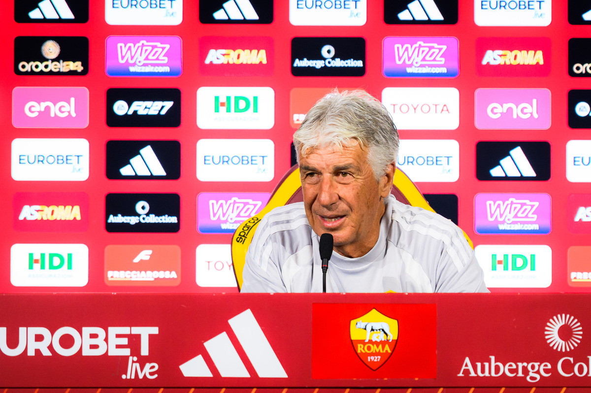 AS Roma Press Conference