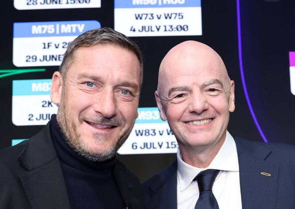 totti compie 50 anni arrivano gli auguri di infantino per roma sei pi249 di un re da Forzaroma.info totti compie 50 anni arrivano gli auguri di infantino per roma sei pi249 di un re