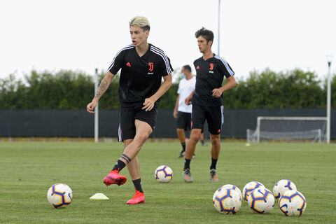 soule Juventus U19 Training Session