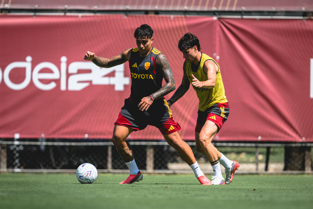 AS Roma Training Session