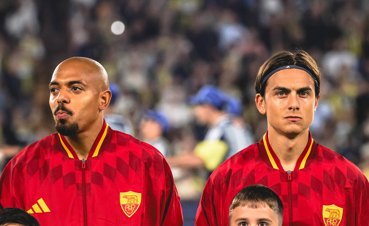 malen dybala Fenerbahce SK v AS Roma - UEFA Champions League 2026/27 League Phase MD1
