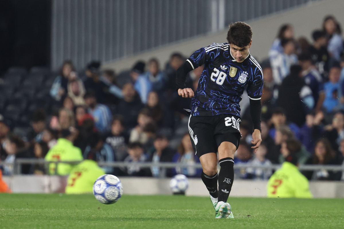 soule Argentina v Burkina Faso - International Friendly