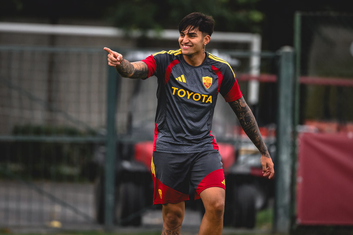 castro AS Roma Training Session