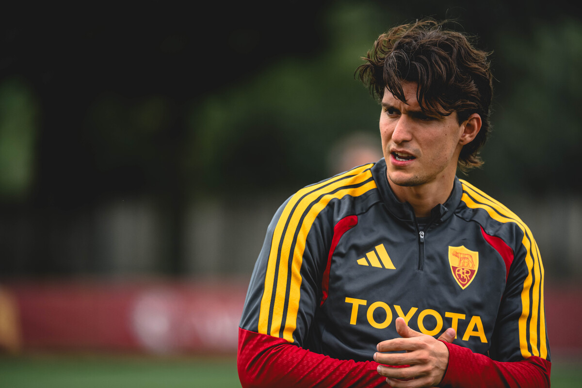 balerdi AS Roma Training Session