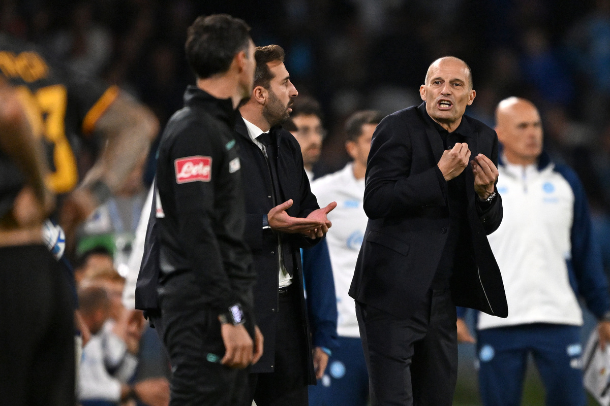 Allegri SSC Napoli v AS Roma