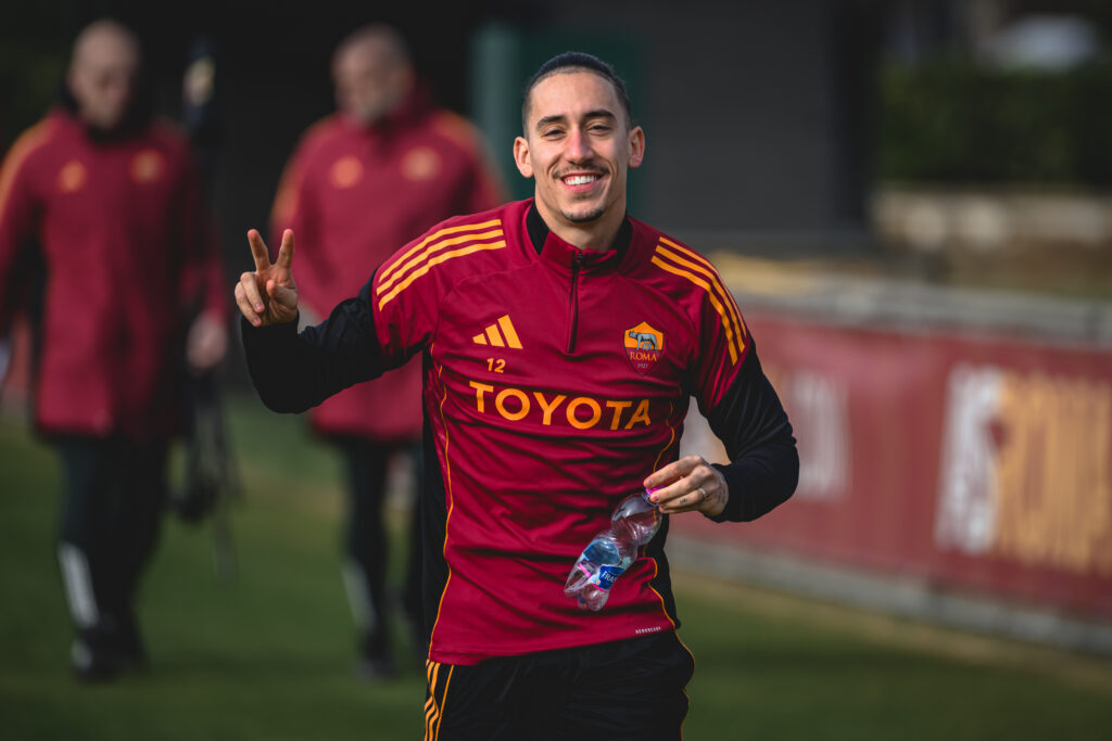 Tsimikas AS Roma Training Session