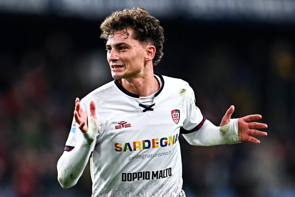 esposito Genoa CFC v Cagliari Calcio - Serie A