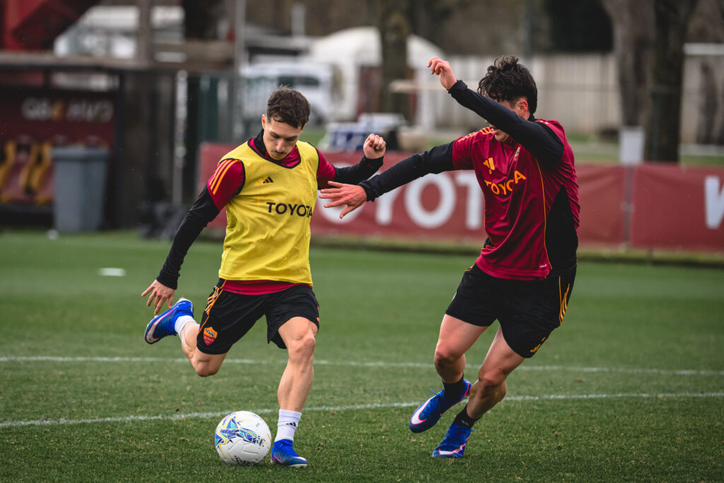 Zaragoza AS Roma New Signing Bryan Zaragoza Training Session