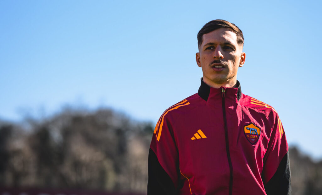 AS Roma Unveil New Signing Bryan Zaragoza
