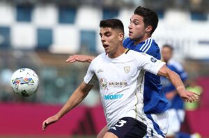obert Como 1907 v Cagliari Calcio - Serie A