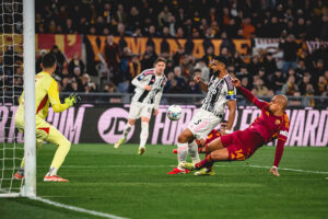 Malen AS Roma v Juventus FC