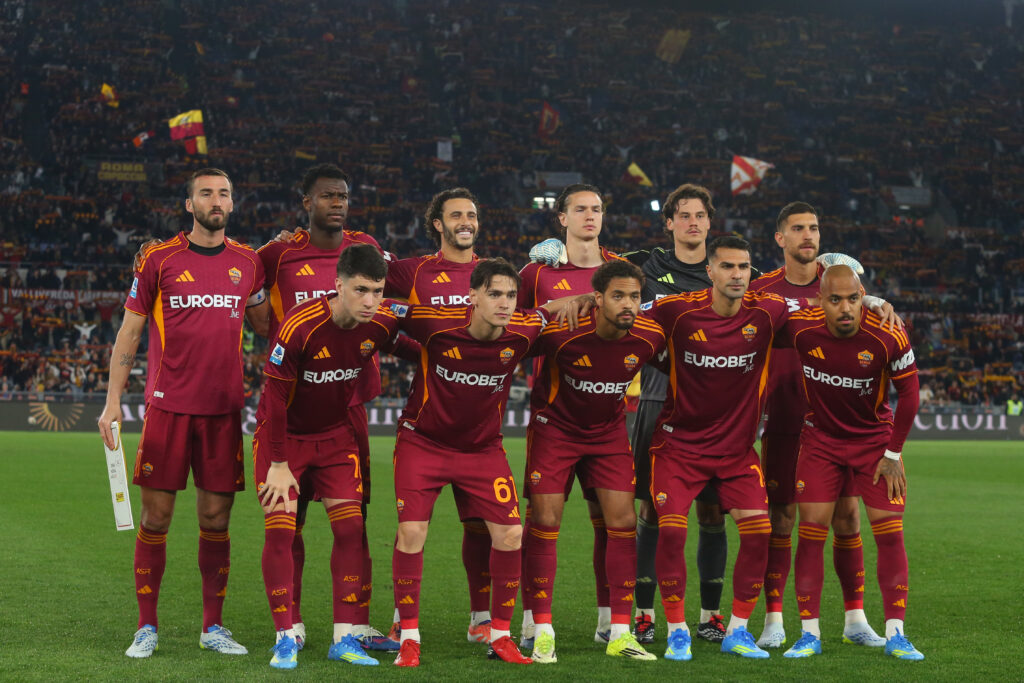foto squadra AS Roma v Pisa SC - Serie A