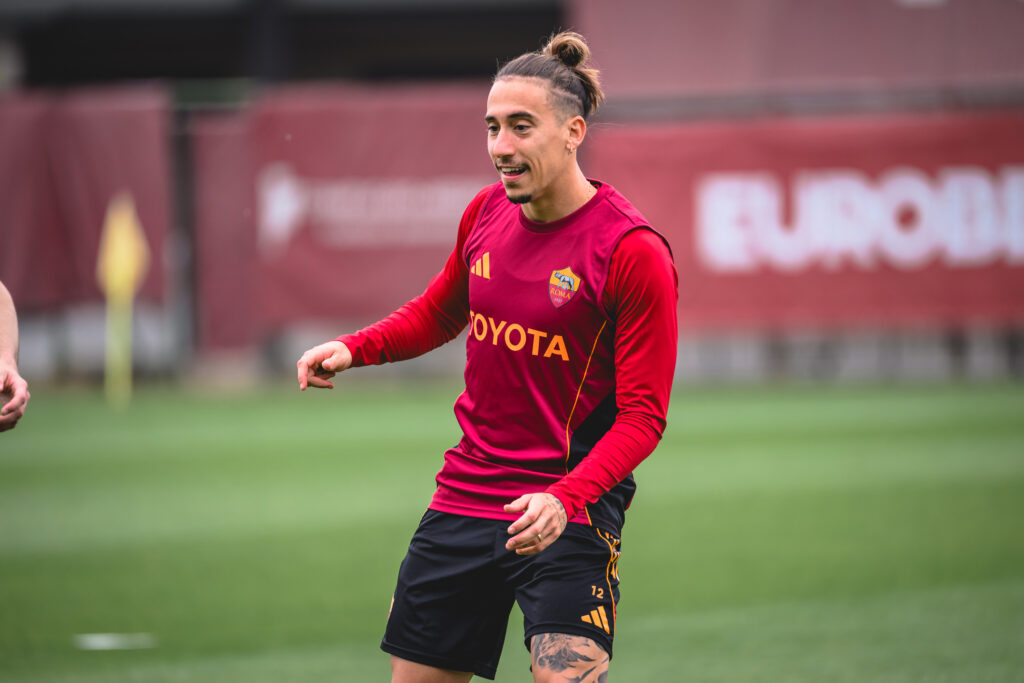 tsimikas AS Roma Training Session